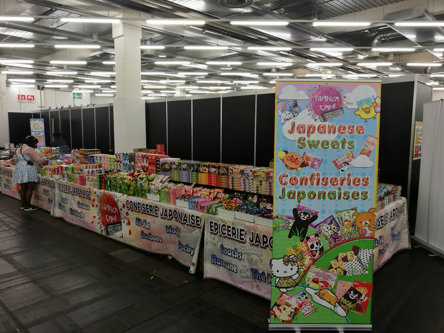 Manga Café - stand confiseries